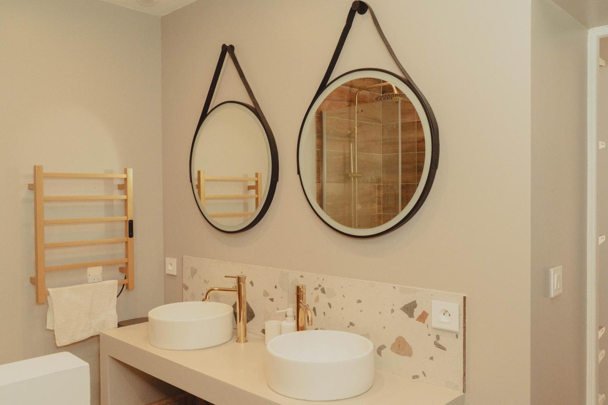 Au Coeur De Hyeres, Ideal Pour Les Couples ! المظهر الخارجي الصورة